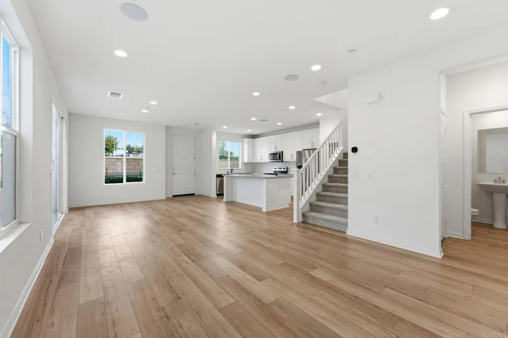 2711 Jujube Street Spring Valley, CA 91977