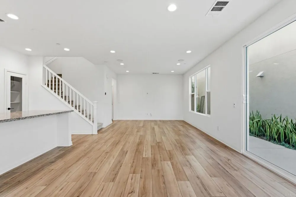 2711 Jujube Street Spring Valley, CA 91977