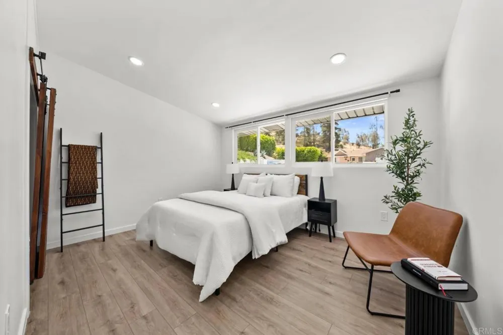 12540 Taunt Place Poway, CA 92064
