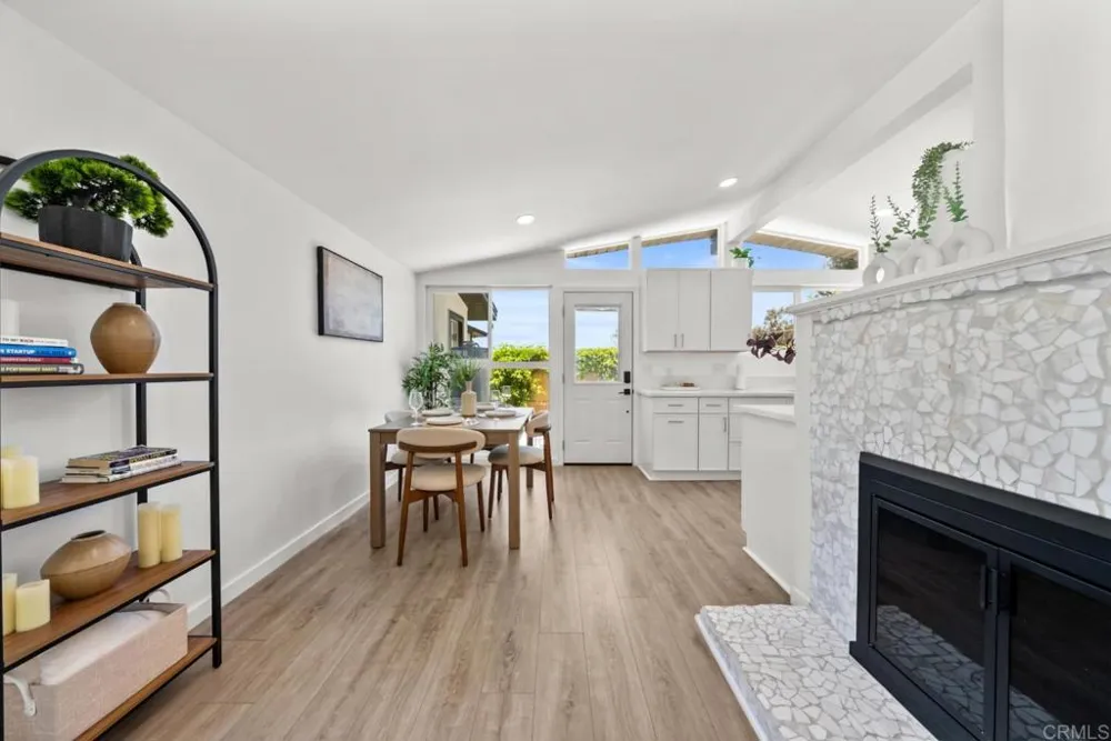 12540 Taunt Place Poway, CA 92064