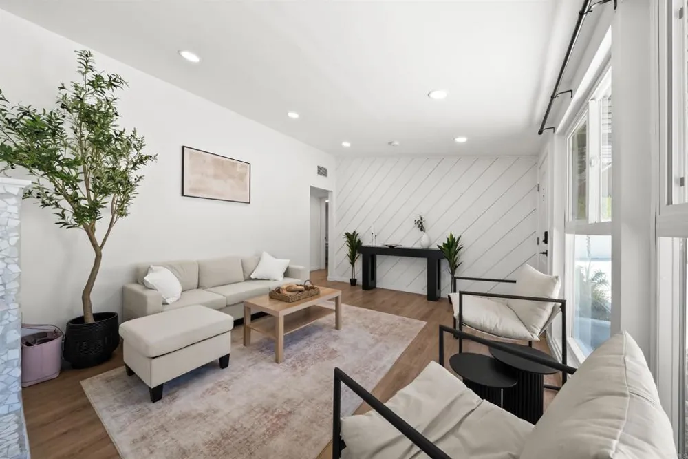 12540 Taunt Place Poway, CA 92064