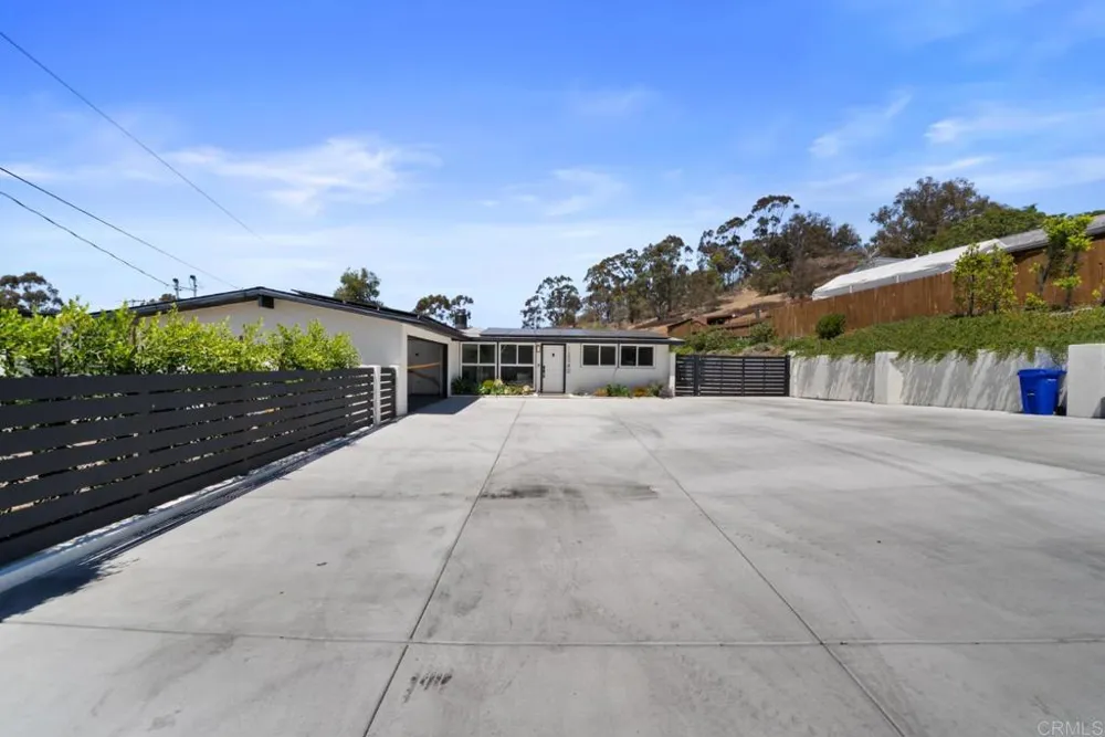 12540 Taunt Place Poway, CA 92064