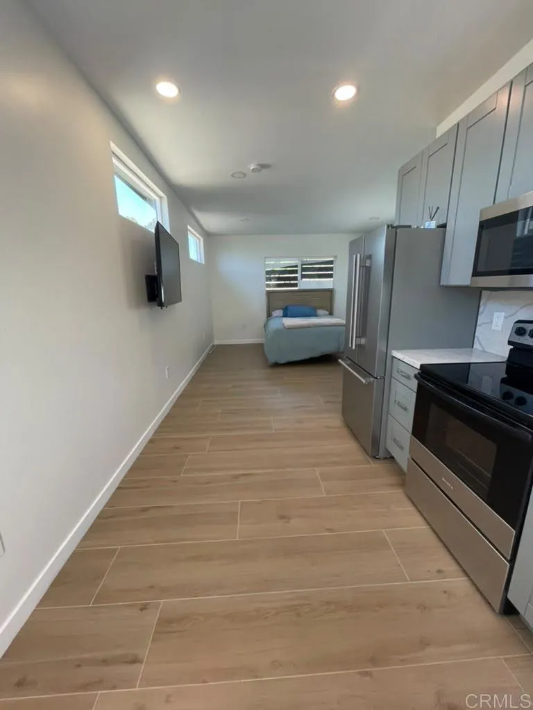 12540 Taunt Place Poway, CA 92064