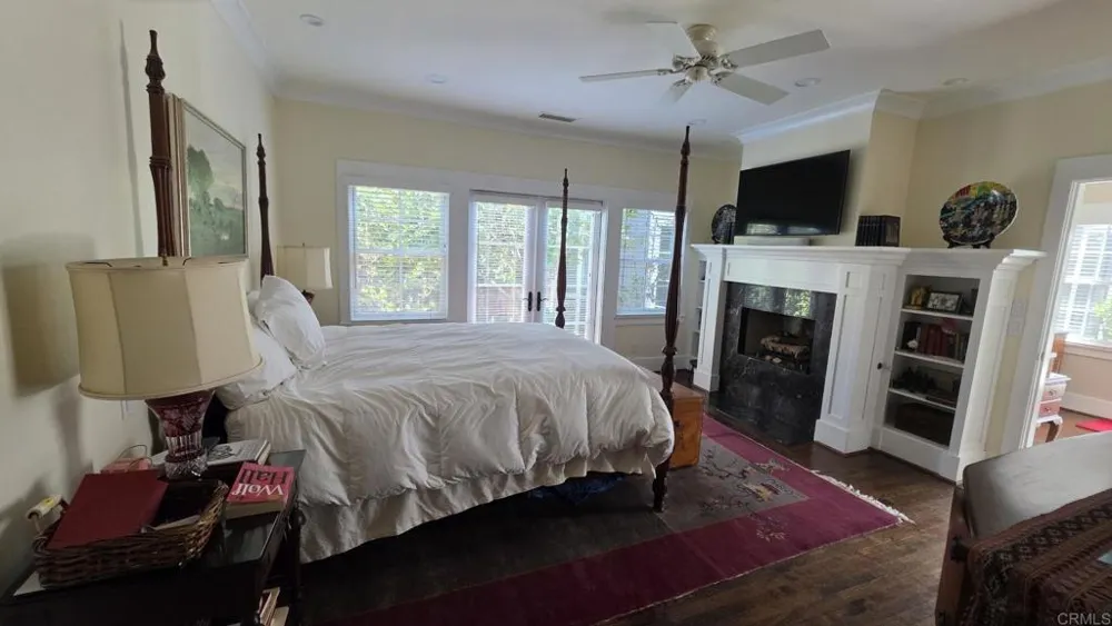240 H AVENUE Coronado, CA 92118