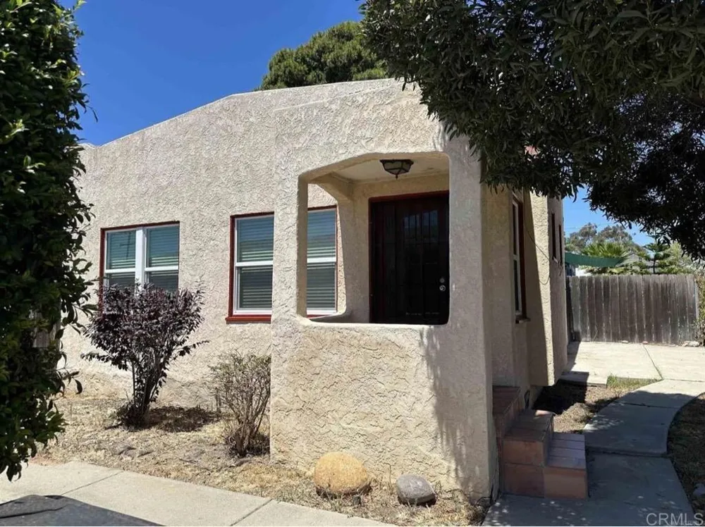 1944 32nd St San Diego, CA 92102
