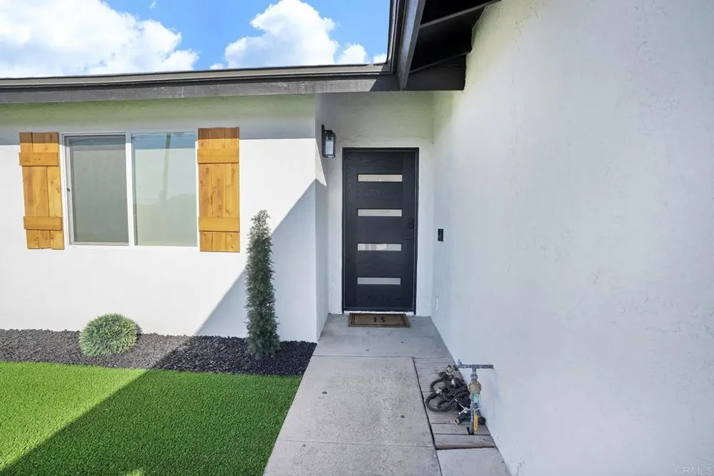 953 Maria Way Chula Vista, CA 91911