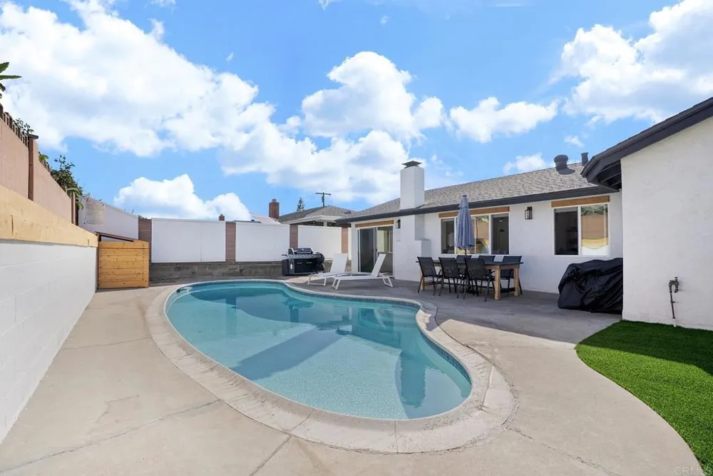 953 Maria Way Chula Vista, CA 91911