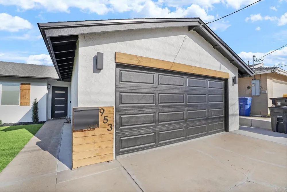 953 Maria Way Chula Vista, CA 91911
