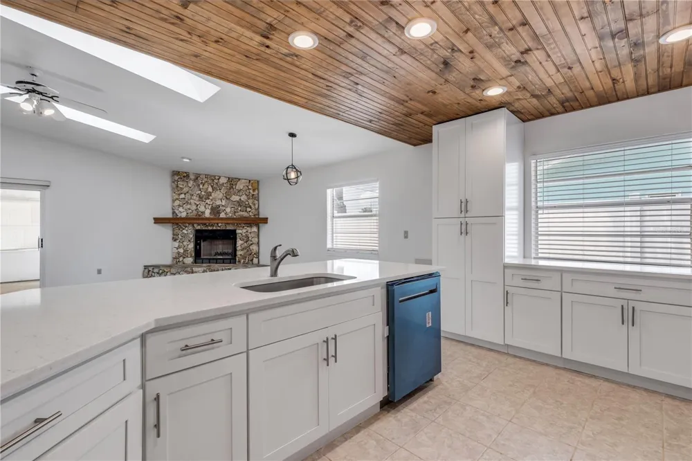 1870 QUEEN PALM DRIVE Edgewater, FL 32141