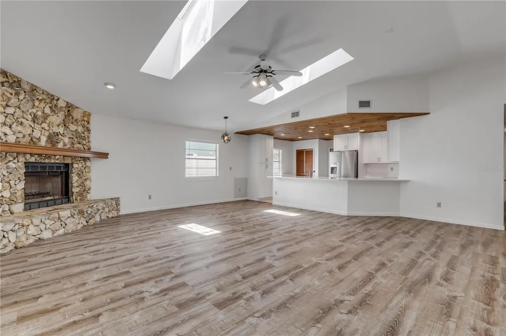 1870 QUEEN PALM DRIVE Edgewater, FL 32141