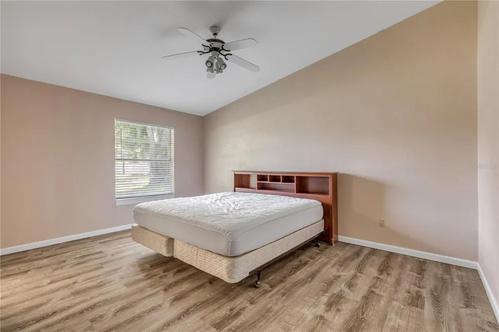1870 QUEEN PALM DRIVE Edgewater, FL 32141