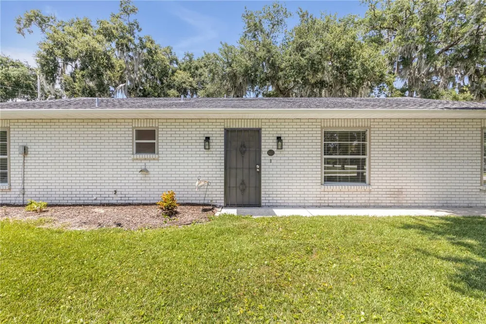 1870 QUEEN PALM DRIVE Edgewater, FL 32141