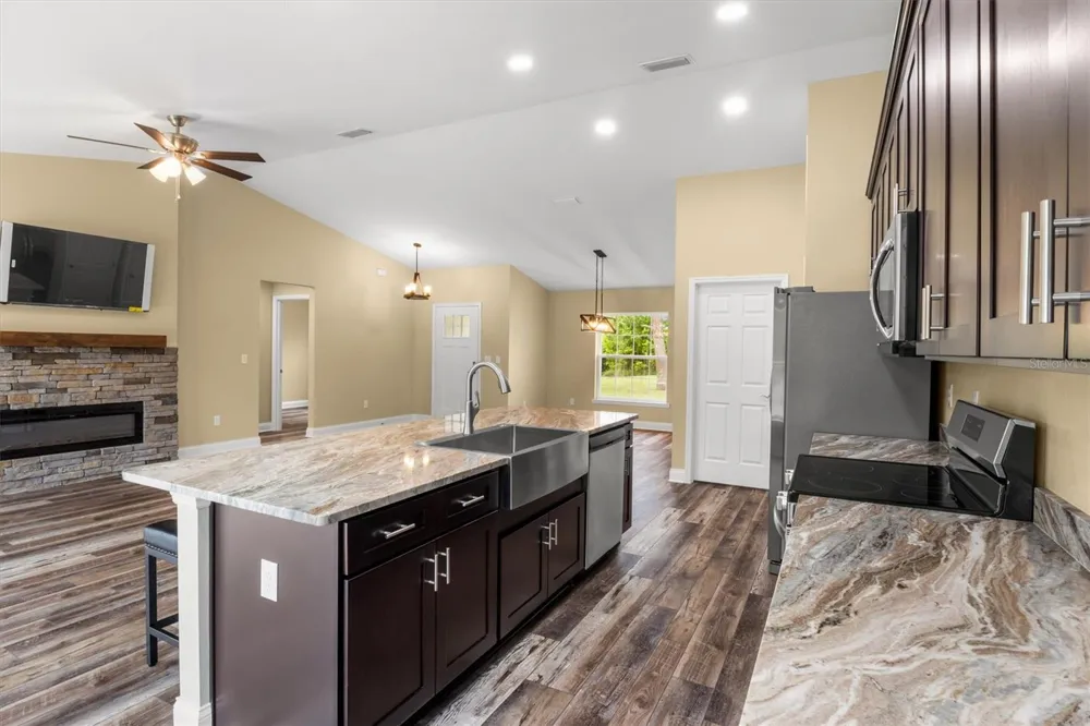 6929 WILBAR LANE Haines City, FL 33844