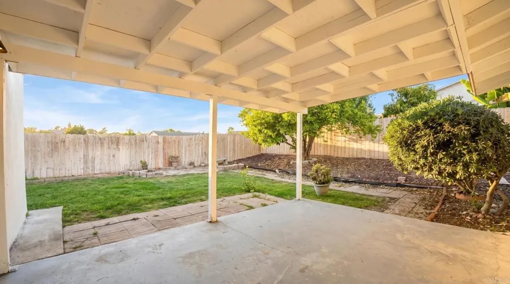 152 Welling Way San Diego, CA 92114