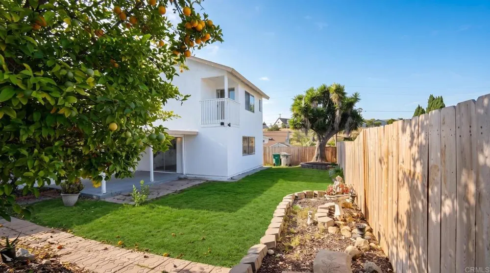 152 Welling Way San Diego, CA 92114
