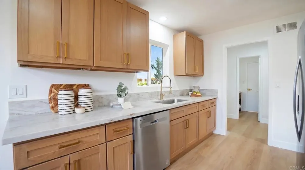 152 Welling Way San Diego, CA 92114