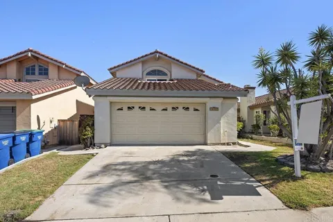 12027 VIA HACIENDA