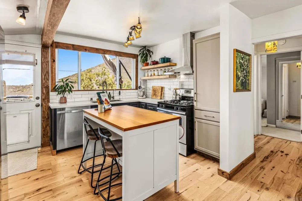 14212 Myrtle Street Jamul, CA 91935