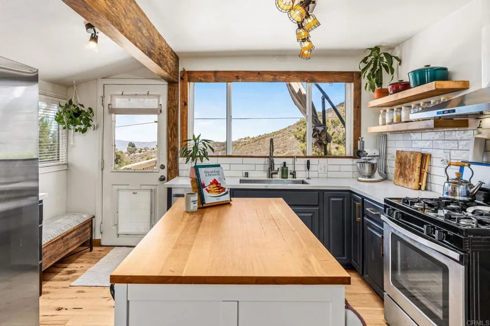 14212 Myrtle Street Jamul, CA 91935
