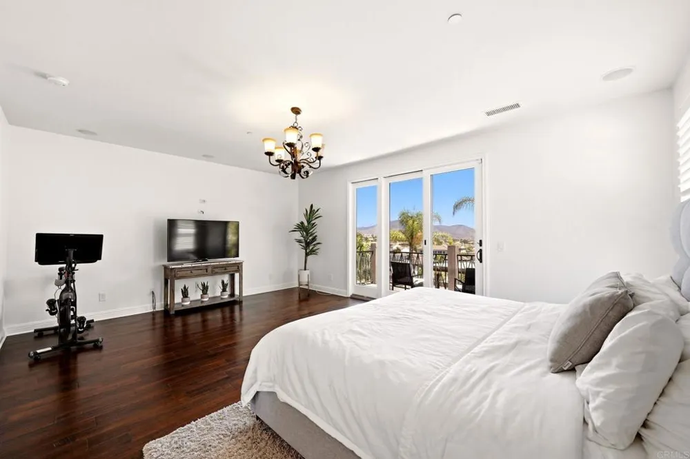 369 Bryan Point Drive Chula Vista, CA 91914