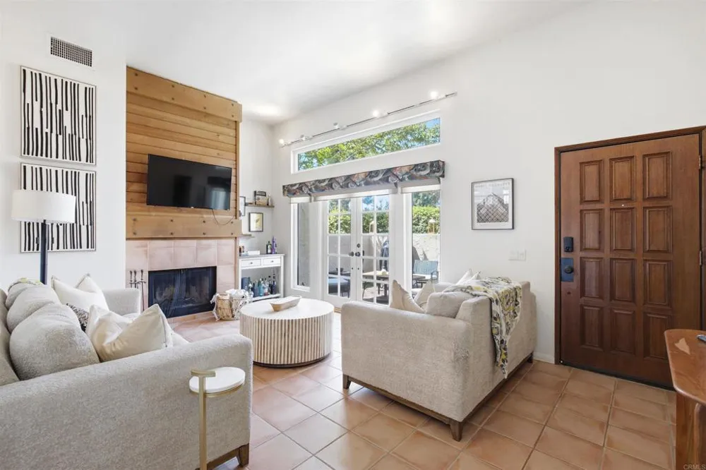 5715 Baltimore Dr #83 La Mesa, CA 91942