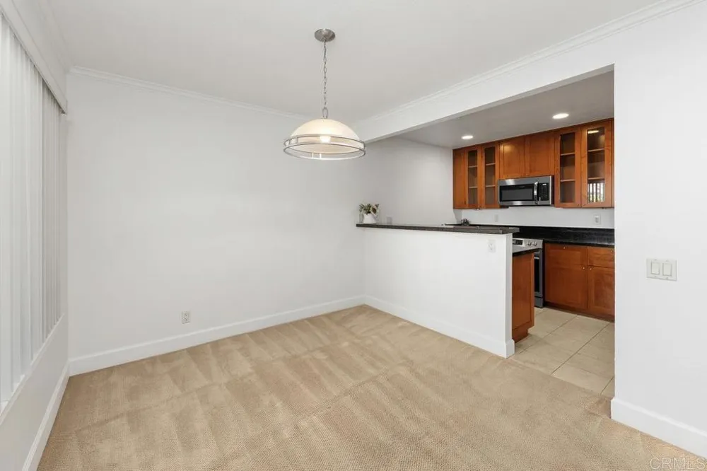 8544 Via Mallorca #B La Jolla, CA 92037