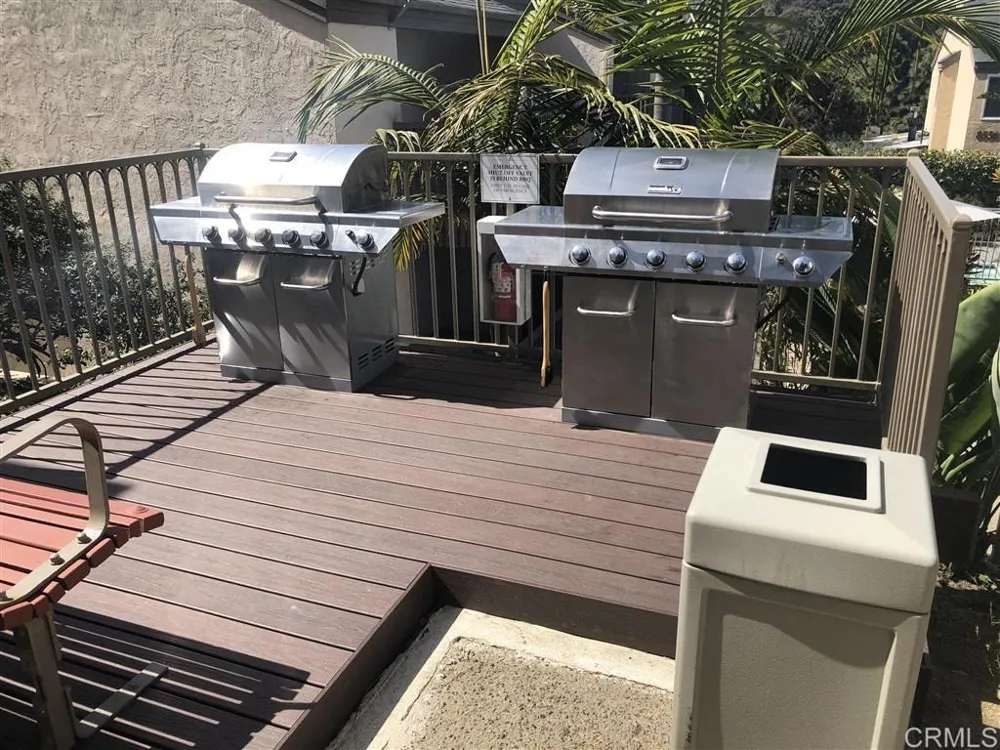 8544 Via Mallorca #B La Jolla, CA 92037