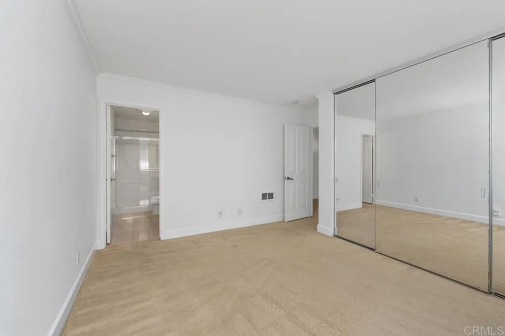 8544 Via Mallorca #B La Jolla, CA 92037