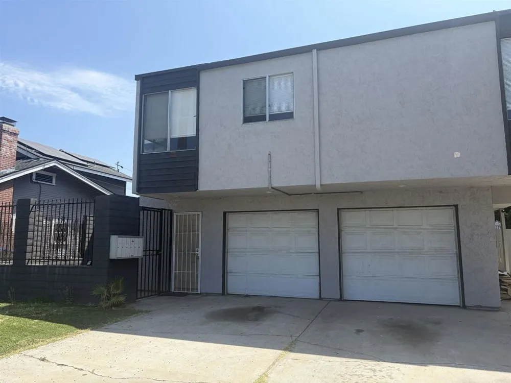 4329 central Avenue #6 San Diego, CA 92105