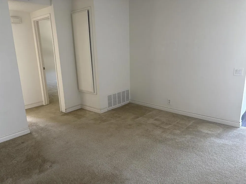 4329 central Avenue #6 San Diego, CA 92105
