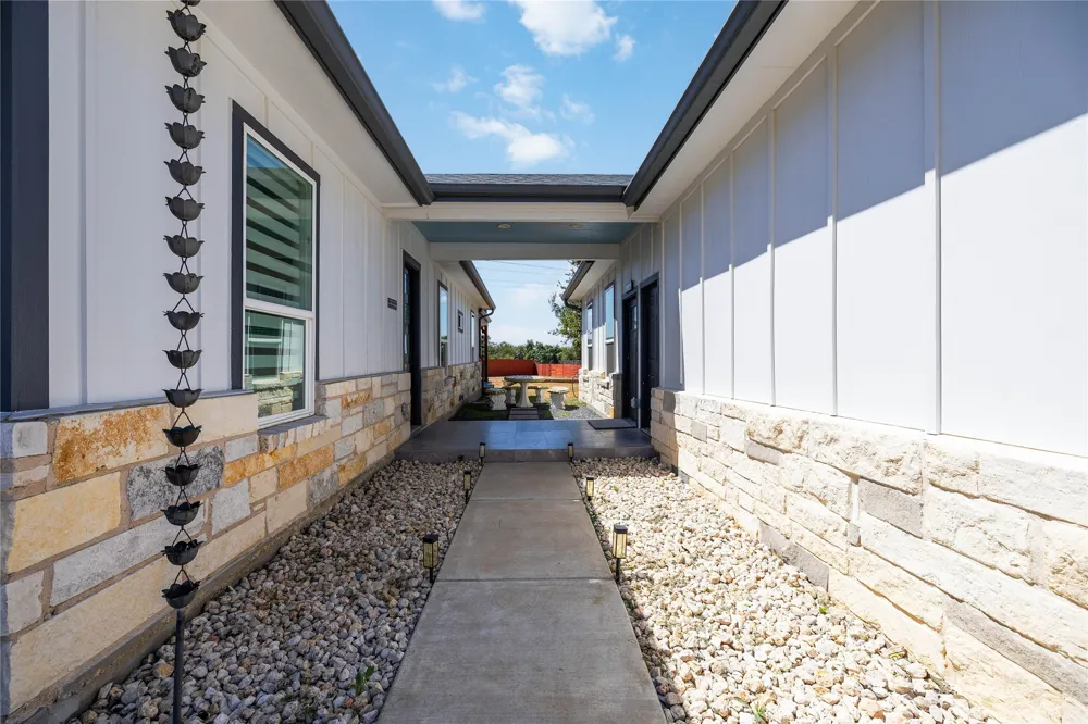 123 Zacate Street Elgin, TX 78621