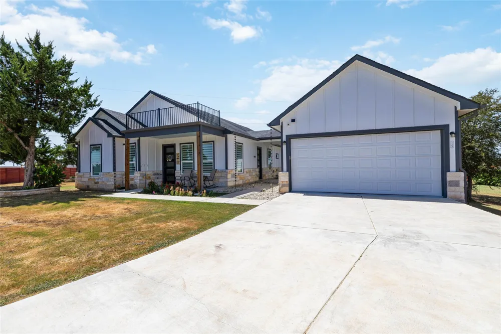 123 Zacate Street Elgin, TX 78621