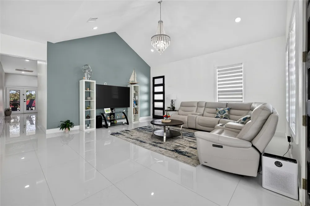 123 Zacate Street Elgin, TX 78621