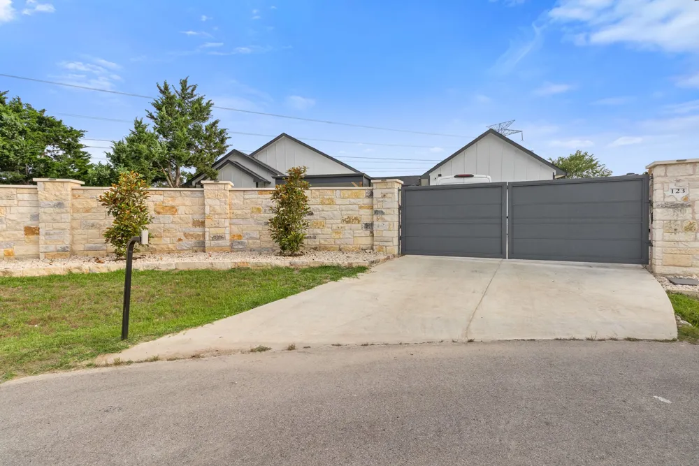 123 Zacate Street Elgin, TX 78621