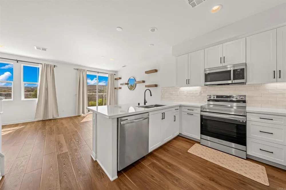 10353 Graphite Street Spring Valley, CA 91977