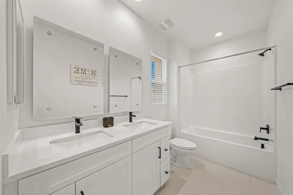 10353 Graphite Street Spring Valley, CA 91977