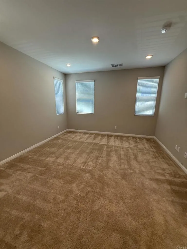 1767 Whitmore Loop Chula Vista, CA 91913