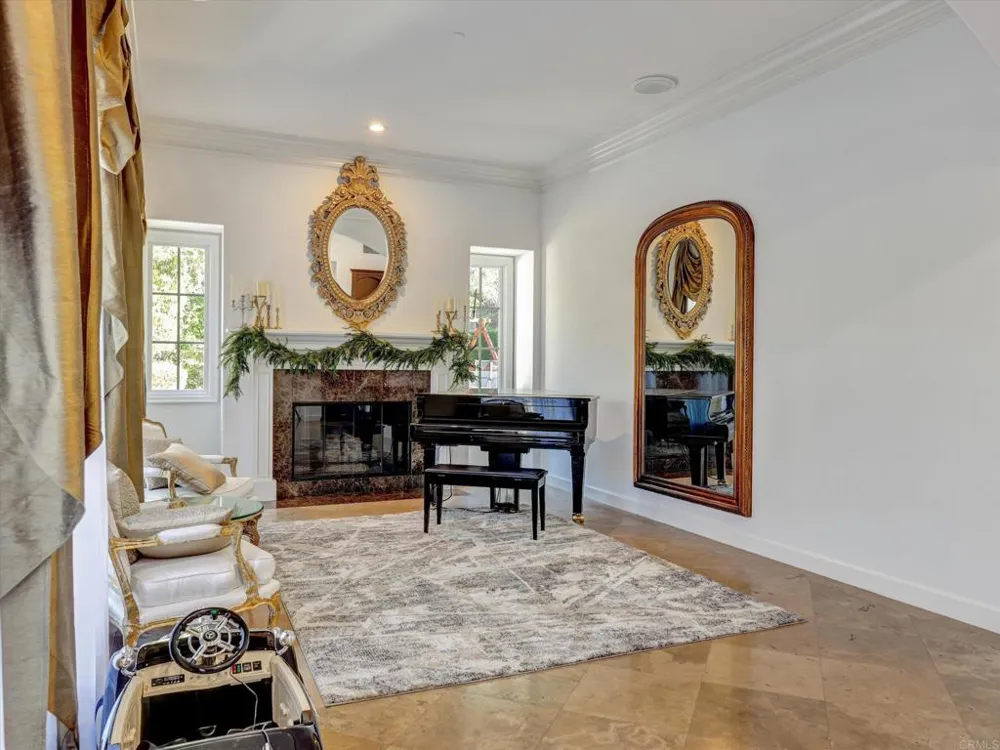 17839 La Amapola Rancho Santa Fe, CA 92067