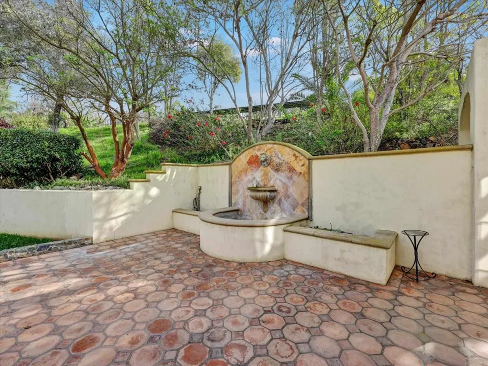 17839 La Amapola Rancho Santa Fe, CA 92067