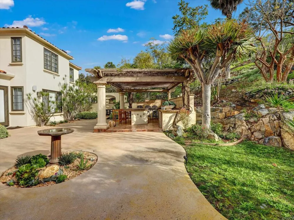 17839 La Amapola Rancho Santa Fe, CA 92067