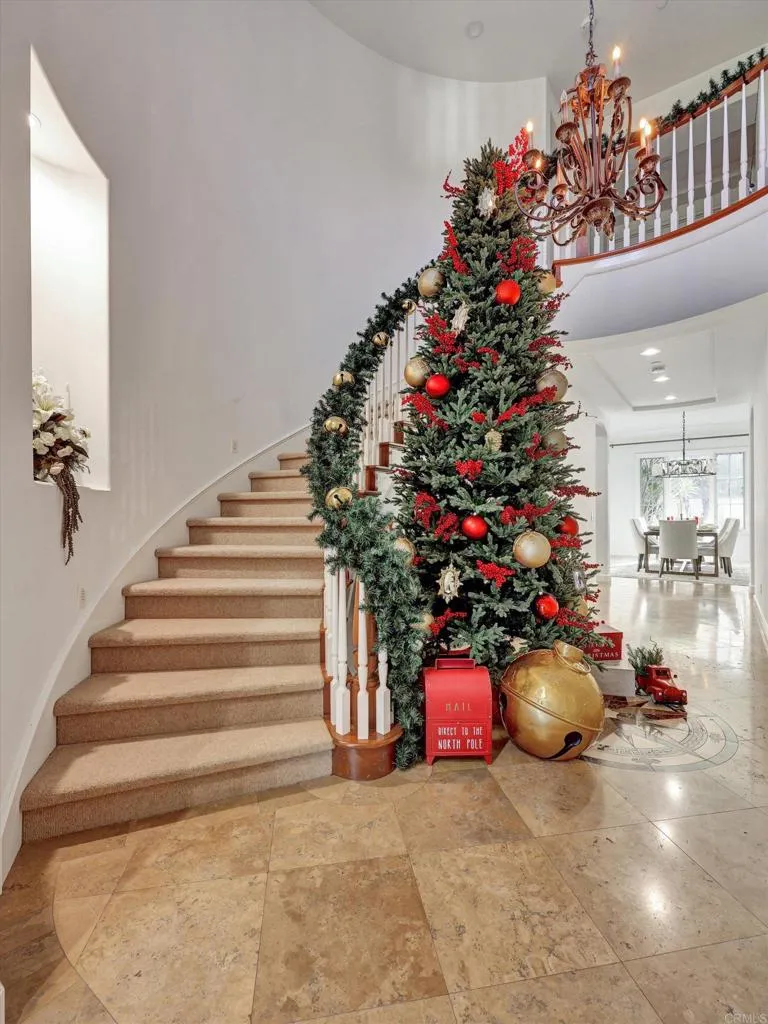 17839 La Amapola Rancho Santa Fe, CA 92067