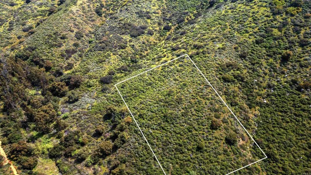 East of Twin Peaks Road Lot 26 Poway, CA 92064