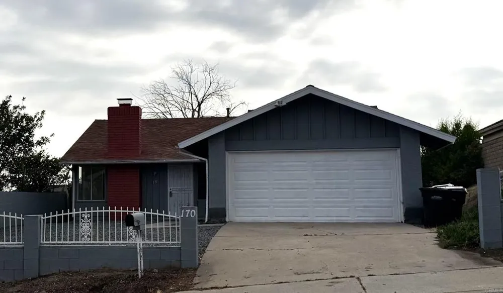 170 61st San Diego, CA 92114