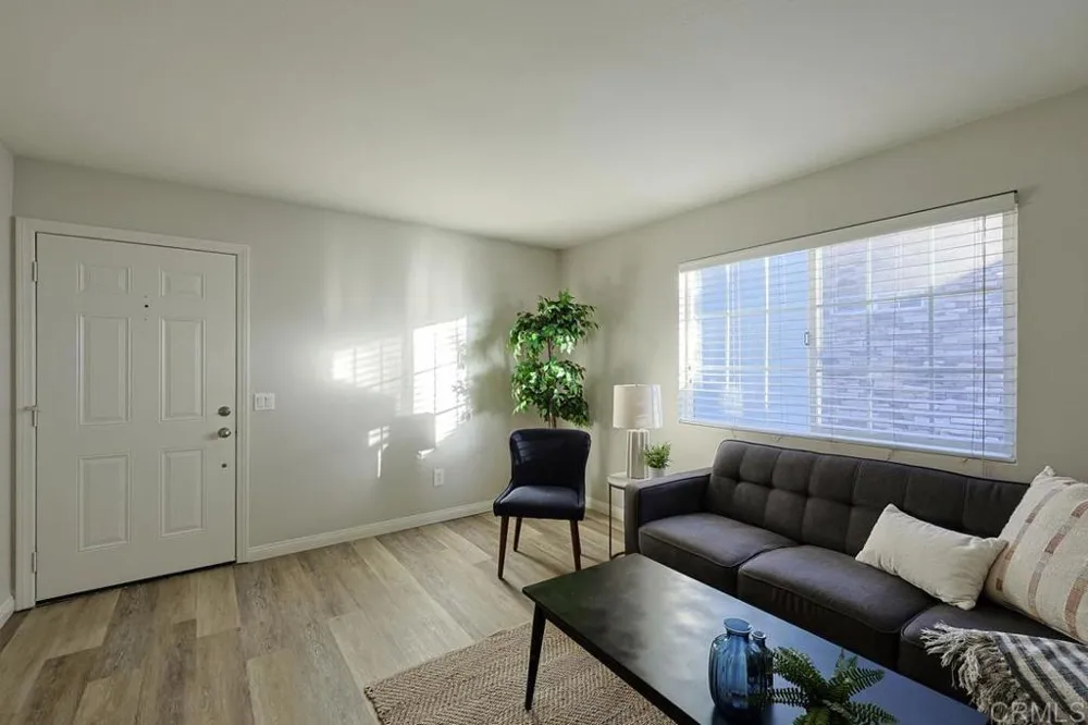 255 S 2nd Street #6 El Cajon, CA 92019
