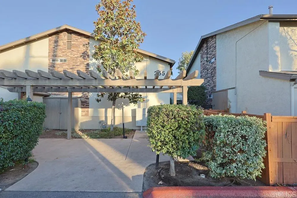 255 S 2nd Street #6 El Cajon, CA 92019