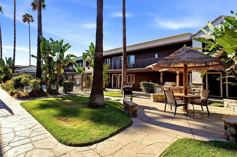 800 Mollison Avenue #51 El Cajon, CA 92021
