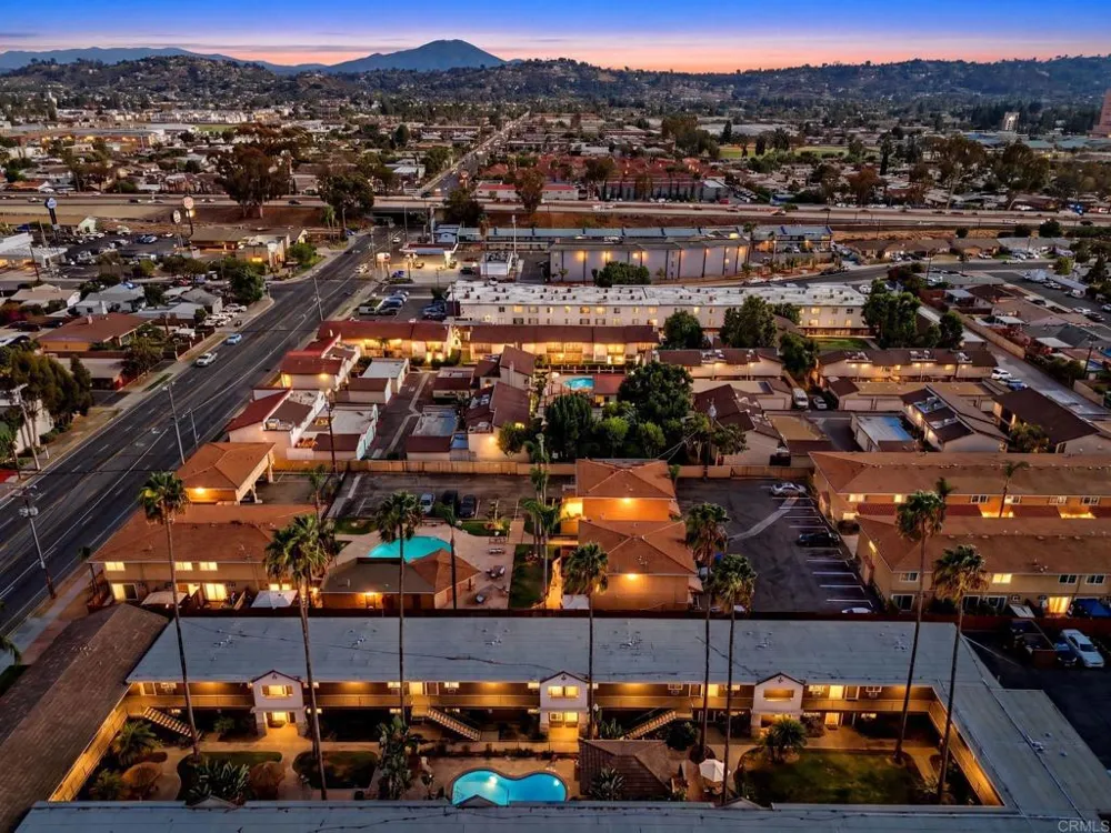 800 Mollison Avenue #51 El Cajon, CA 92021