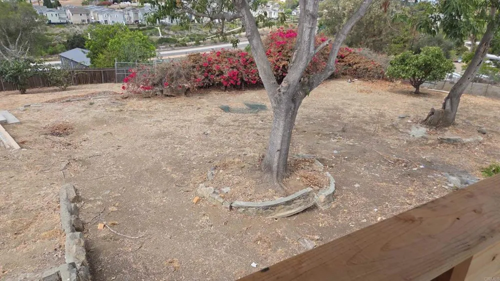 1477 Montgomery Drive Vista, CA 92084