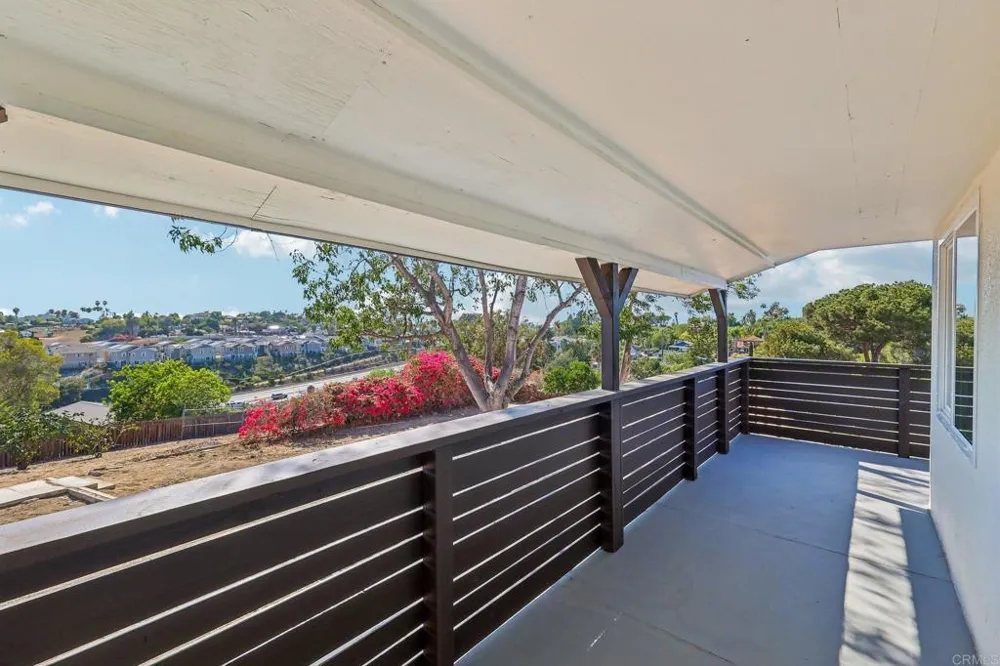 1477 Montgomery Drive Vista, CA 92084