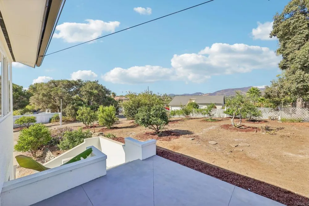 1477 Montgomery Drive Vista, CA 92084